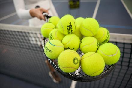 Де пограти у теніс у Києві? Найкращий тенісний корт— фітнес-клуб 5 елемент