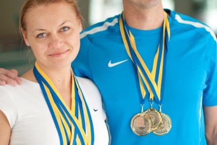 8 золотых медалей на двоих - рекорд клуба — фітнес-клуб 5 елемент